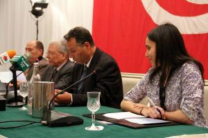 Clôture, avec la présence de Prof. Taieb Baccouch, secrétaire général de Nidaa Tounes, Prof. Laroussi Mizouri, président du Forum du dialogue des civilisations, des religions et de la culture de Nidaa Tounes et Mme Samia Fekih-Ahmed, chargée de programme à la Konrad-Adenauer-Stiftung