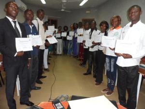 Photo de famille de la promotion d'août 2012 de la formation LPVP du Burkina Faso