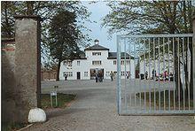 Konzentrationslager Sachsenhausen: \r\nEingang zum Lager – Turm A