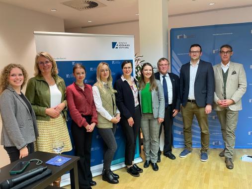 Die Teilnehmenden der Diskussion