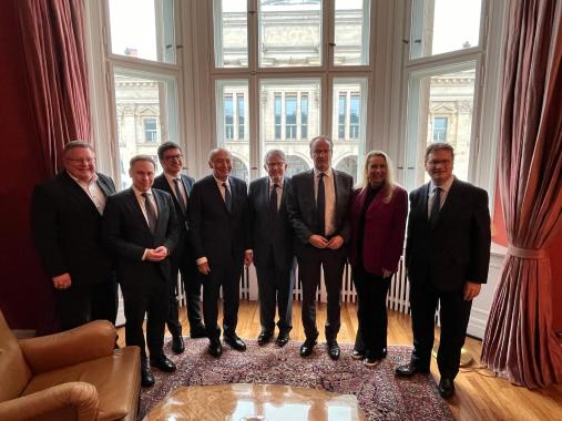 Französische Abegordnete zu Besuch im Bundestag