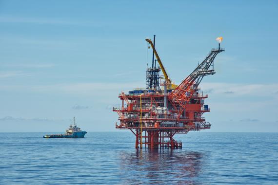 oil platform_shutterstock