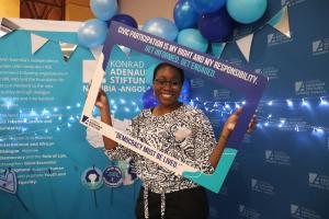 9DB92CF9-37DA-473F-9FEC-346CDFCDD550