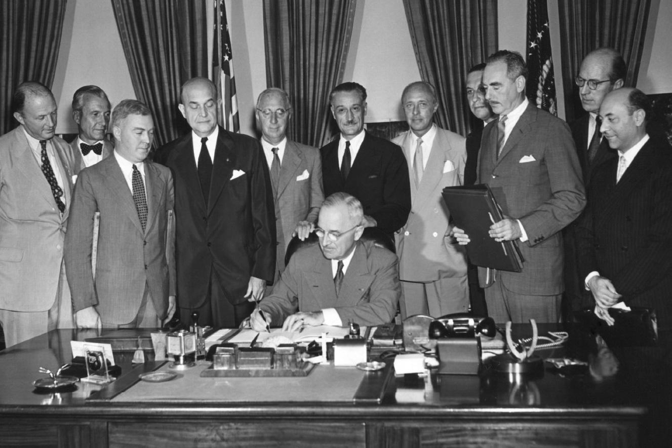 NATO contract signing 4th of April 1949