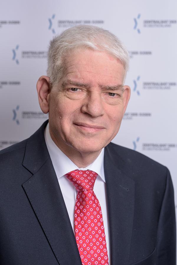 Portrait von Josef Schuster