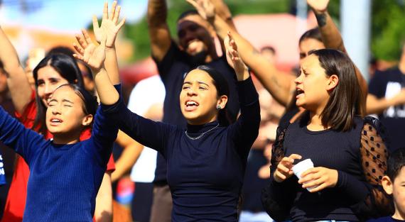 Marcha para Jesus Campinas – Campinas hosted the Gospel March for Jesus Circuit Fest this Saturday, July 5, at Arautos da Paz Square, in Taquaral. The event brought together thousands of people with shows by big names in gospel music.