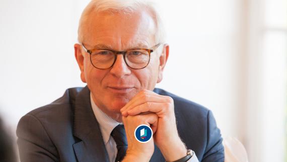 Hans-Gert Pöttering, Portraitfoto. Aufgenommen anlässlich der Verleihung des Literaturpreises der KAS am 6. Mai 2018.