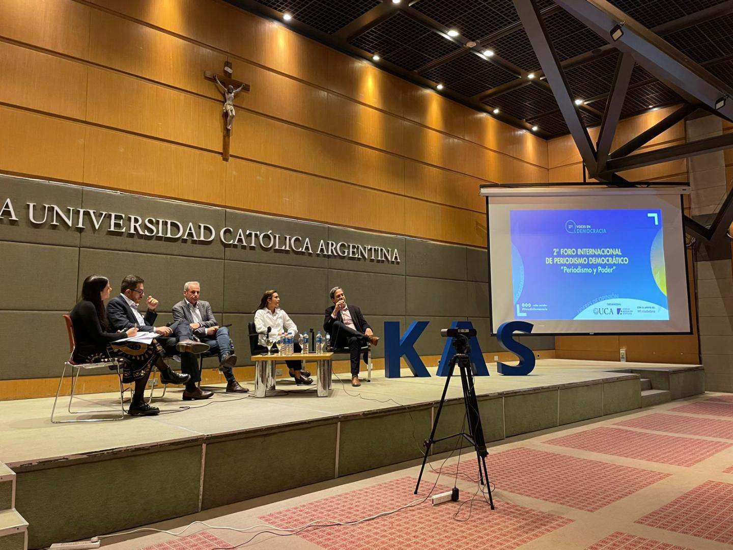 Foto 2 Foro Periodismo Democrático