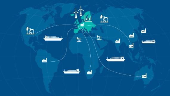 Weltkarte in blau mit verschiedenen Icons wie Schiffen, Fabriken, Abbauwerken und Windrädern. Europa ist farblich markiert.