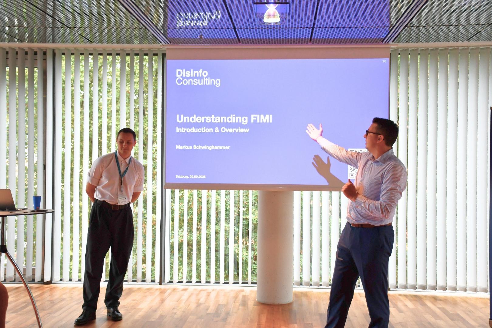 Michael Stellwag (KAS-Wien) präsentierte das Thema seines Panels: 