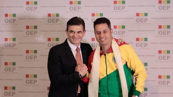 Rodrigo Paz (L) und Edman Lara (R)