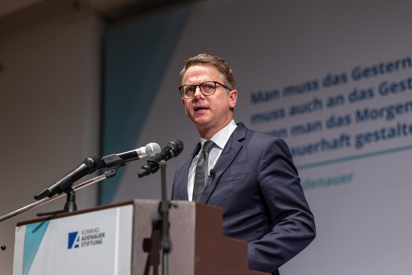 Carsten Linnemann am Rednerpult