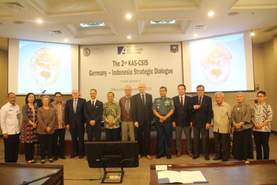 Gruppenfoto Strategiedialog_2