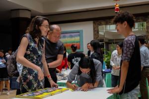 Praktikantin Lilli Tabea Albrecht