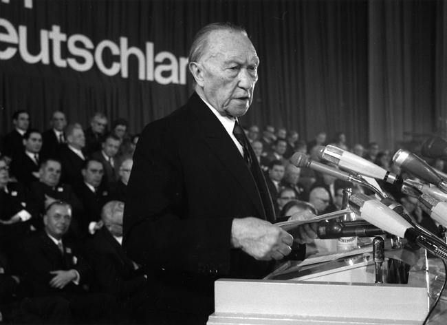 1965-03-28-Adenauer-auf-dem-13-CDU-Bundesparteitag