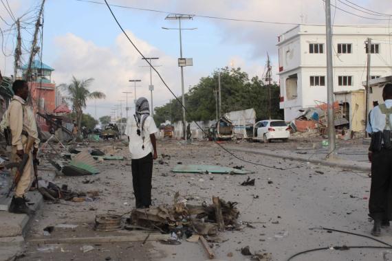 Spuren der Zerstörung: Mogadischu, die Hauptstadt Somalias, wird immer wieder von terroristischen Anschlägen erschüttert und ist von großer politischer Instabilität geprägt.