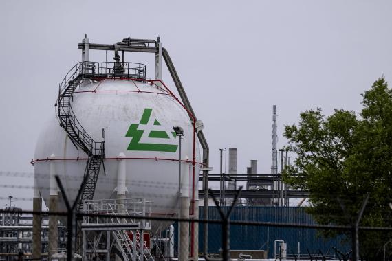 An Air Products hydrogen plant in the Rotterdam Port Area