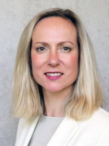 Portrait Sabina Wölkner