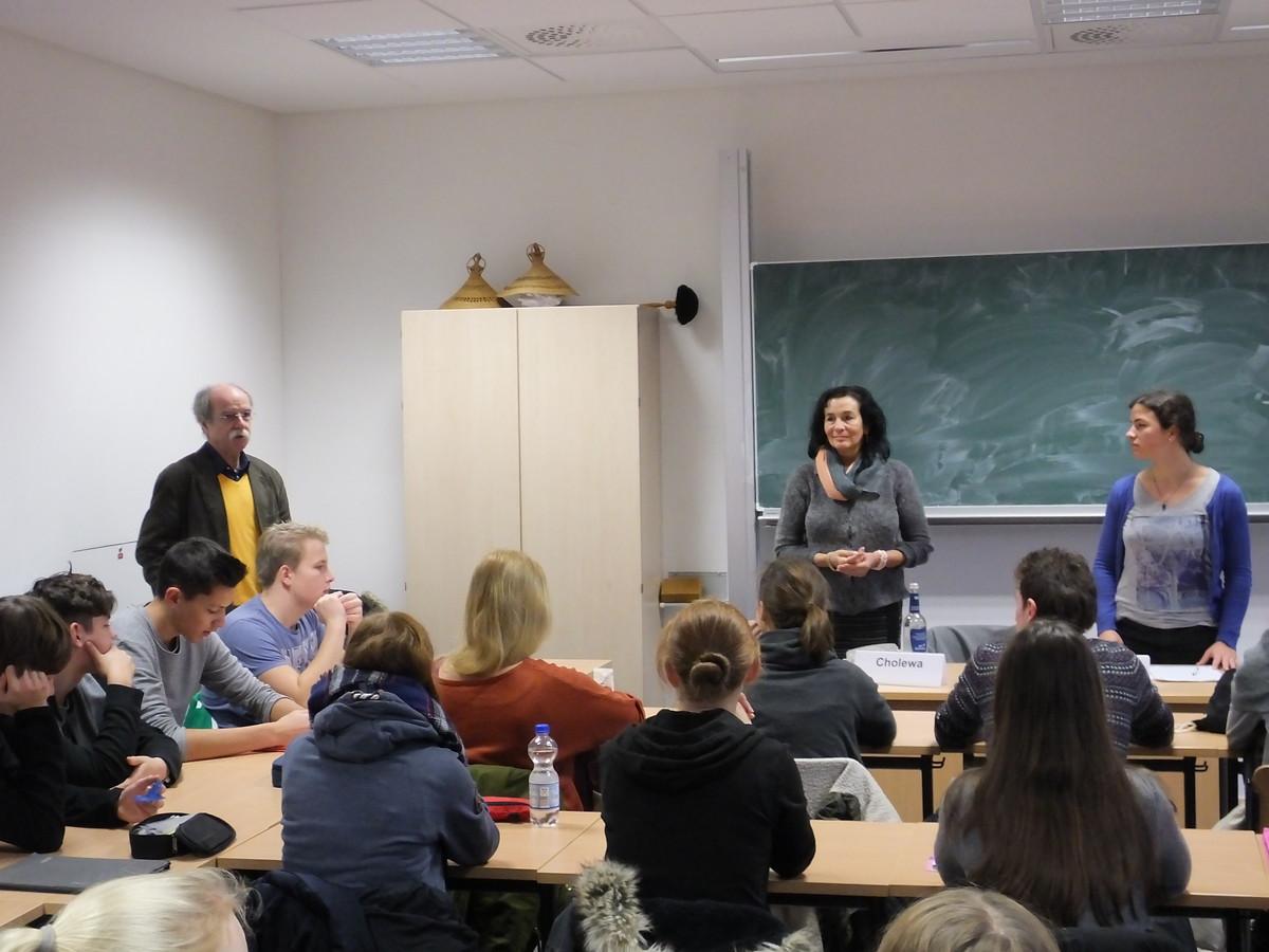 Zeitzeugengespräch am Gymnasium Horn Politisches Bildungsforum Bremen