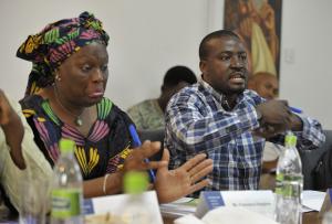 Journalist Ofi Ejembi was guest a the roundtable discussion organized by the Konrad-Adenauer-Foundation on how the civil society organisations can dialogue with the newly elected government in Nigeria.