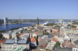 Blick vom Turm der St.Petri Kirche auf Riga