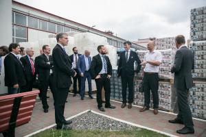 Einen Einblick in aktuelle wirtschaftliche Herausforderungen auf der Ebene von Unternehmen erhielten die Teilnehmerinnen und Teilnehmer der Delegation durch den Besuch der Firma Henkel BT, einem deutsch-belarussischen Gemeinschaftsunternehmen nahe Minsk.